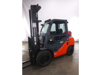 Carretilla elevadora TOYOTA FGF 30