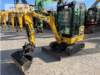 Miniexcavadora CATERPILLAR 301.6