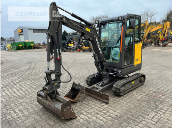 Miniexcavadora VOLVO EC20E