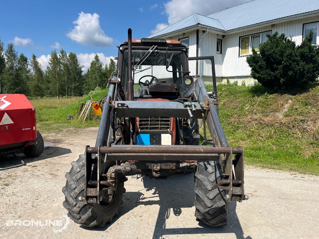 1988 MTZ 820 Traktor-laadur - Tractor: foto 4 1988 MTZ 820 Traktor-laadur - Tractor: foto 4