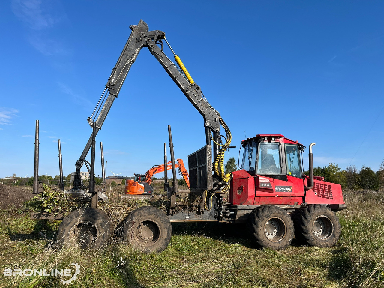 2012 Komatsu 860.4 Forwarder 8x8 - Autocargador: foto 2 2012 Komatsu 860.4 Forwarder 8x8 - Autocargador: foto 2