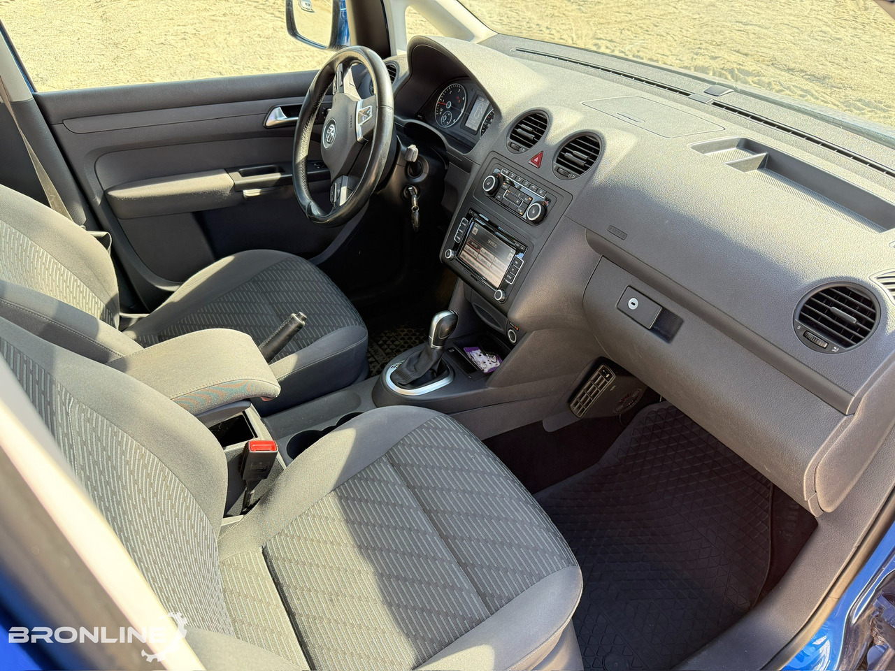 Coche 2014 Volkswagen Caddy Maxi Highline 2.0tdi 4x4: foto 17