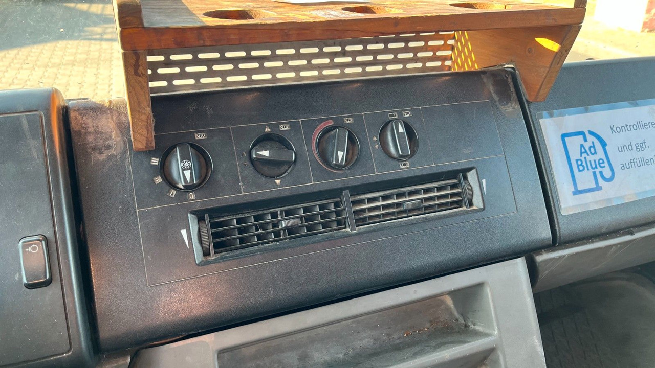 Leasing para  Mercedes-Benz 816D Pritsche Kran Palfinger Blatt - Blatt Mercedes-Benz 816D Pritsche Kran Palfinger Blatt - Blatt: foto 7