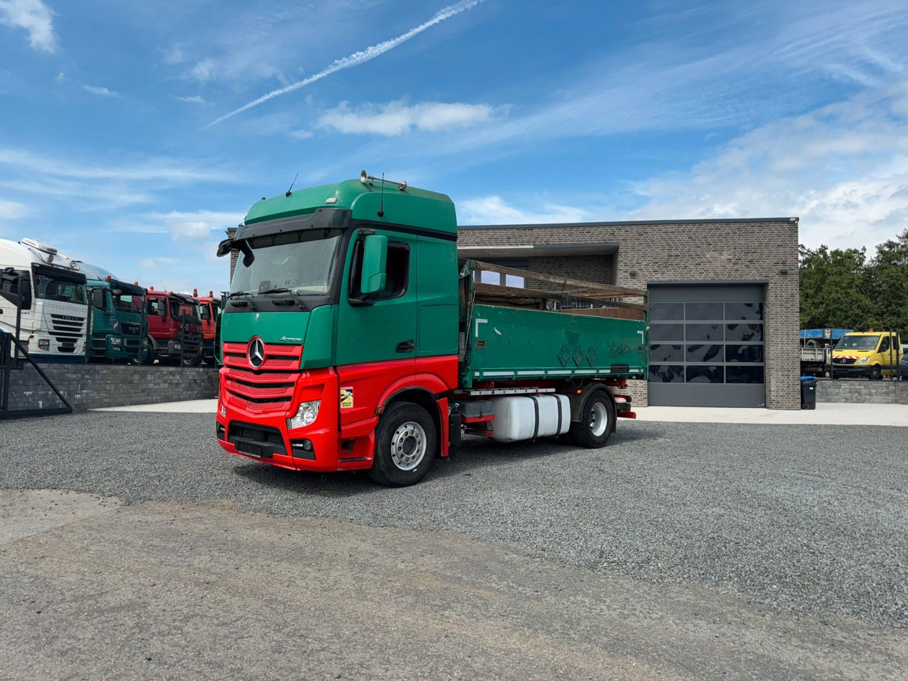 Mercedes-Benz Actros 1842 Kipper Dreiseitenkipper - Camión volquete: foto 2 Mercedes-Benz Actros 1842 Kipper Dreiseitenkipper - Camión volquete: foto 2