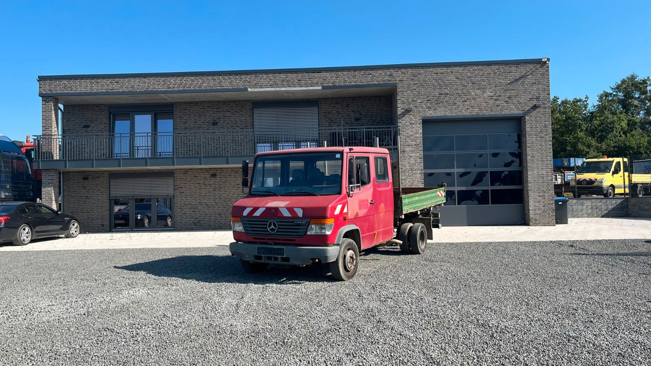 Mercedes-Benz Vario 614 DK Kipper Doka Mercedes-Benz Vario 614 DK Kipper Doka - Furgoneta basculante, Furgoneta combi: foto 1 Mercedes-Benz Vario 614 DK Kipper Doka Mercedes-Benz Vario 614 DK Kipper Doka - Furgoneta basculante, Furgoneta combi: foto 1