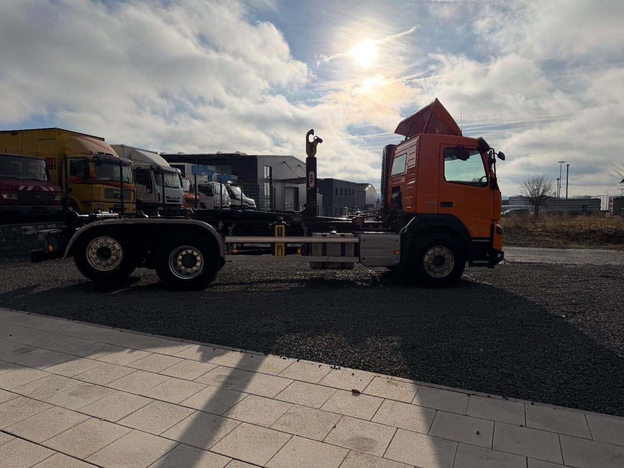 Volvo FMX 460 Abrollkipper Lift/Lenk Hyvalift - Camión multibasculante: foto 5 Volvo FMX 460 Abrollkipper Lift/Lenk Hyvalift - Camión multibasculante: foto 5