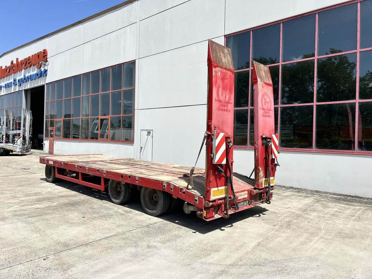 3 Achs Tiefladeranhänger mit gerader Ladefläche - Remolque góndola rebajadas: foto 3 3 Achs Tiefladeranhänger mit gerader Ladefläche - Remolque góndola rebajadas: foto 3