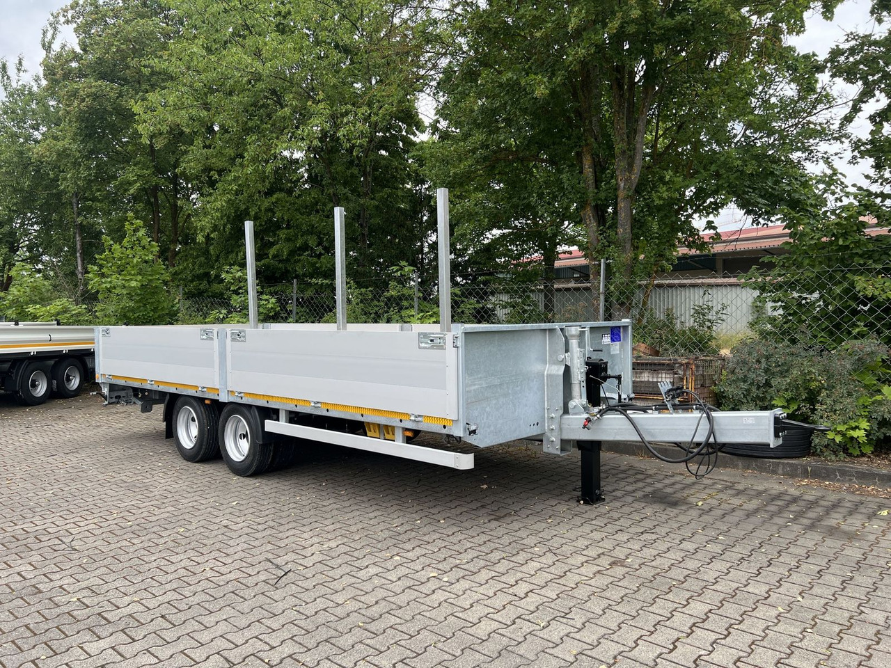 Möslein 14,4 t GG Tandem- Pritschenanhänger- Tieflader - Remolque plataforma/ Caja abierta: foto 3 Möslein 14,4 t GG Tandem- Pritschenanhänger- Tieflader - Remolque plataforma/ Caja abierta: foto 3