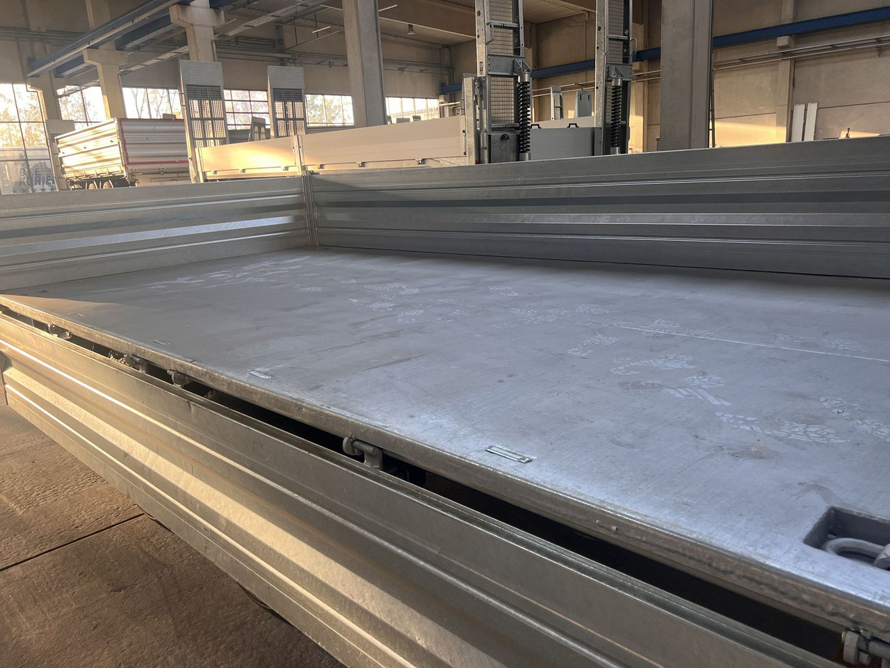 Remolque volquete Möslein  14 t Tandemkipper Tieflader Breite Reifen-- Neu: foto 12