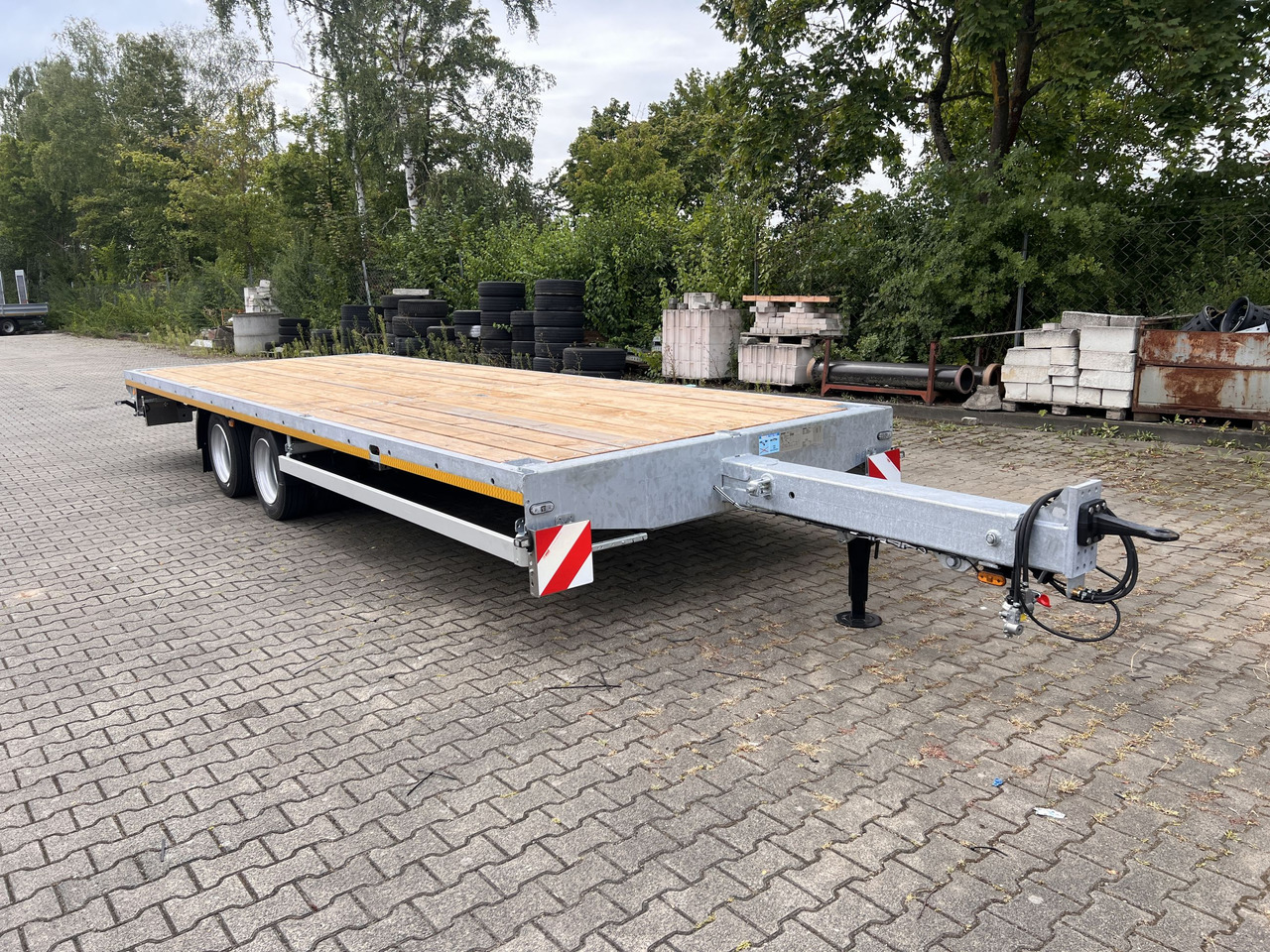 Möslein THT 14-G 7,20 L ausziehbar 13,9 t Tandemanhänger- Tieflader, ausziehbarLuftgefedert - Remolque plataforma/ Caja abierta: foto 2 Möslein THT 14-G 7,20 L ausziehbar 13,9 t Tandemanhänger- Tieflader, ausziehbarLuftgefedert - Remolque plataforma/ Caja abierta: foto 2