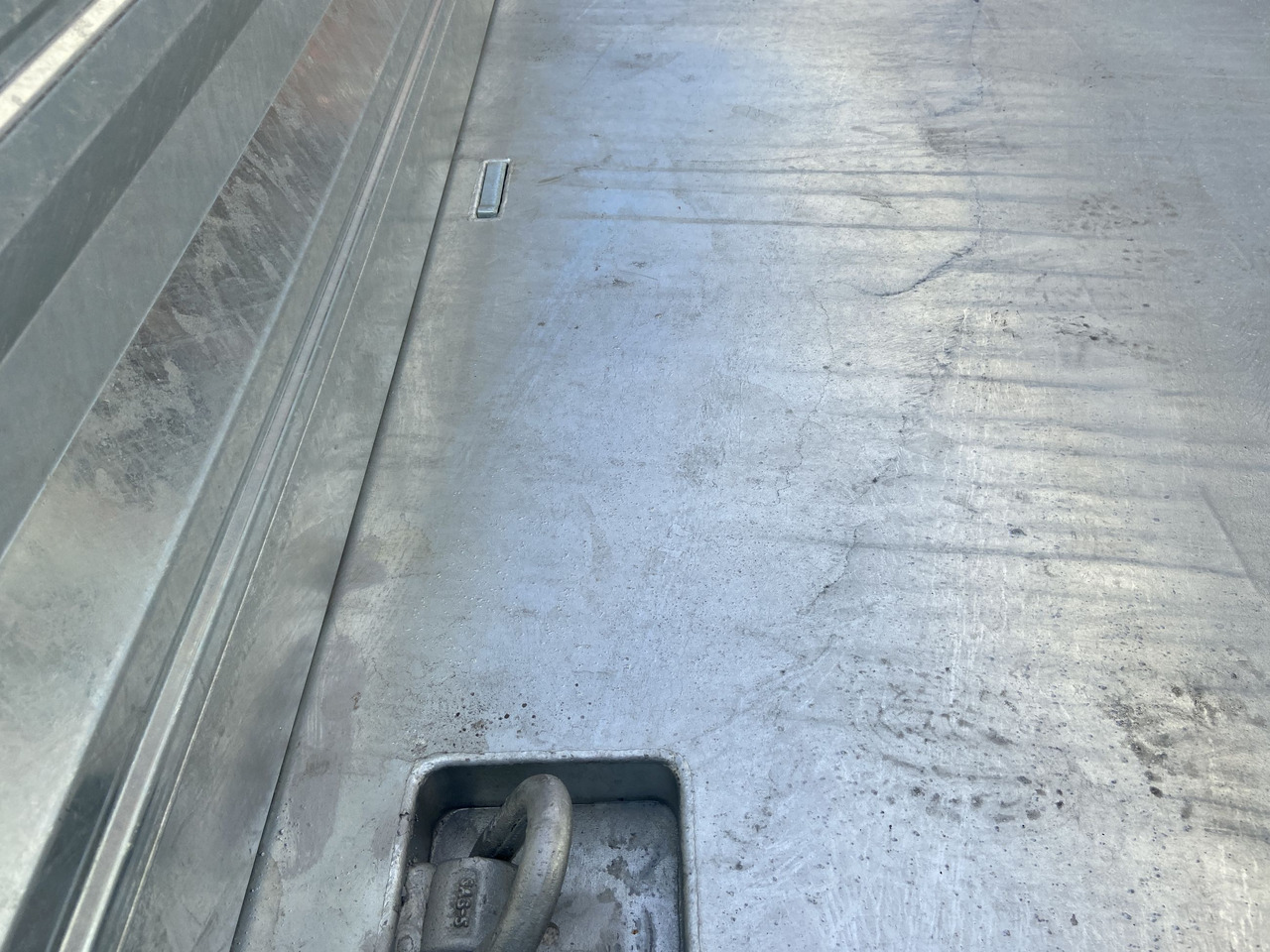 Möslein TTD 11 Breite Reifen 5,70 lang Kipper Tieflader, Breite Reifen, 5,70 m lang-- Neufahrzeug -- - Remolque volquete: foto 3 Möslein TTD 11 Breite Reifen 5,70 lang Kipper Tieflader, Breite Reifen, 5,70 m lang-- Neufahrzeug -- - Remolque volquete: foto 3