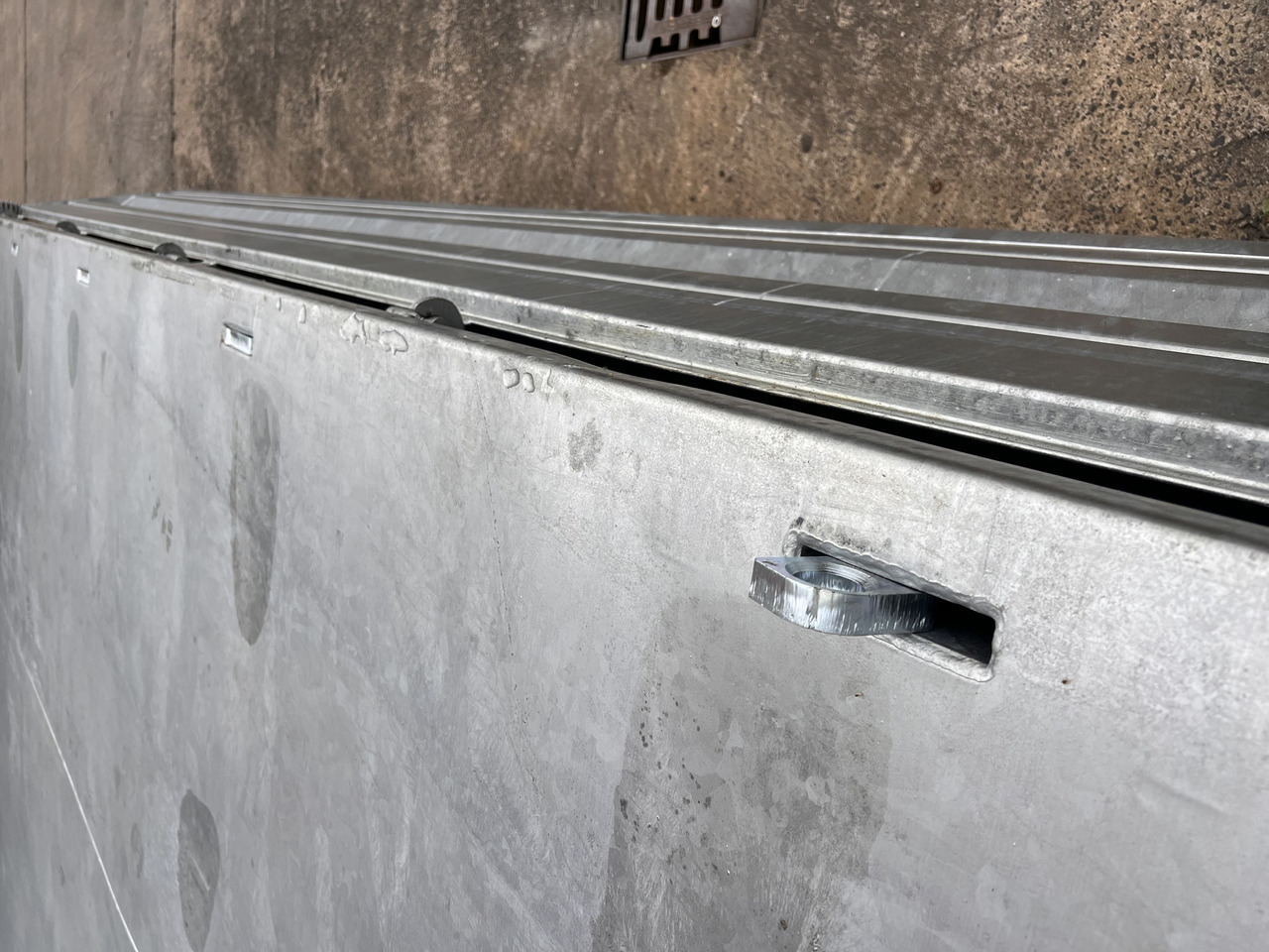 Möslein TTD 19 AB 19 t Tandem Kipper Tieflader2 x Aufsatzbordwänden-- Neufahrzeug -- - Remolque volquete: foto 5 Möslein TTD 19 AB 19 t Tandem Kipper Tieflader2 x Aufsatzbordwänden-- Neufahrzeug -- - Remolque volquete: foto 5