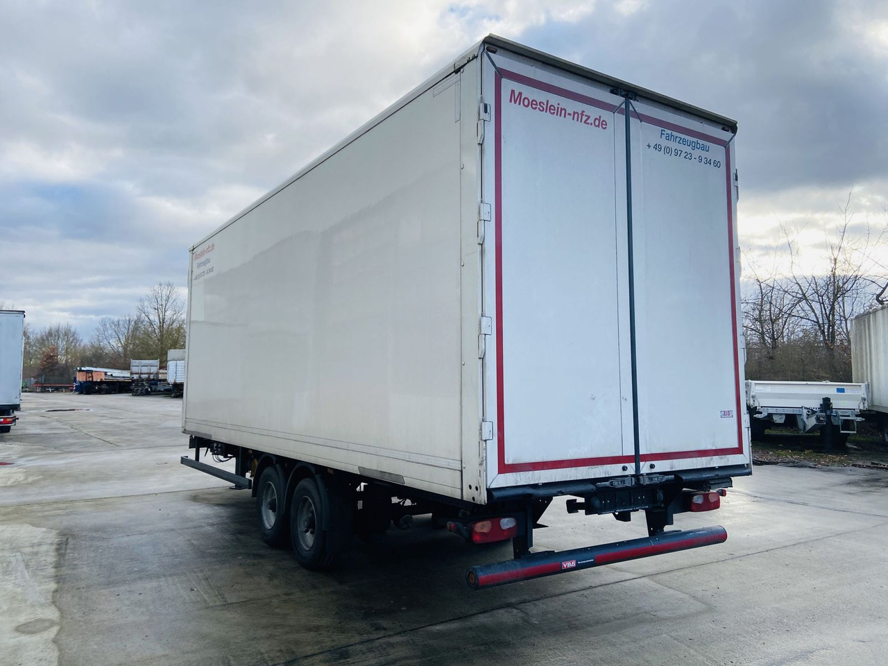 Möslein Tandem- Koffer, Durchladbar, Neuwertig - Remolque caja cerrada: foto 4 Möslein Tandem- Koffer, Durchladbar, Neuwertig - Remolque caja cerrada: foto 4