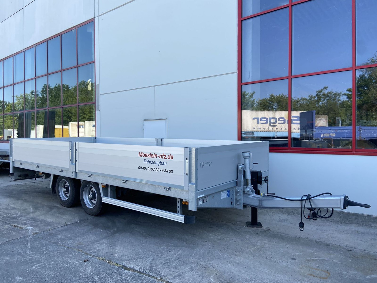 Möslein Tandem- Pritschenanhänger, neuwertig - Remolque plataforma/ Caja abierta: foto 2 Möslein Tandem- Pritschenanhänger, neuwertig - Remolque plataforma/ Caja abierta: foto 2