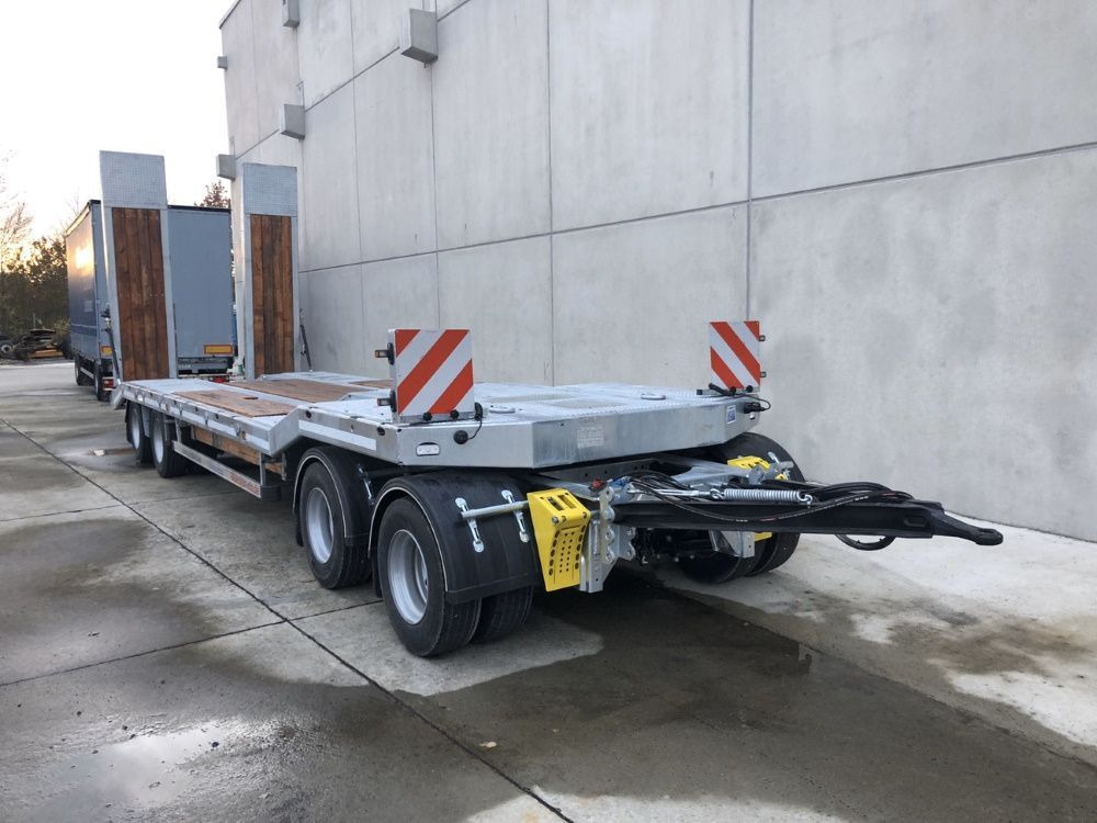 Möslein neuer 4 Achs Tieflader hydraulischen Rampen - Remolque góndola rebajadas: foto 2 Möslein neuer 4 Achs Tieflader hydraulischen Rampen - Remolque góndola rebajadas: foto 2