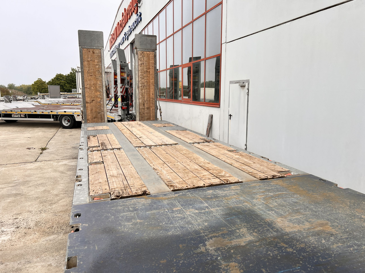 Müller Mitteltal D3 3 Achs Tieflader 9 m, Verzinkt, Wenig Benutzt - Remolque góndola rebajadas: foto 3 Müller Mitteltal D3 3 Achs Tieflader 9 m, Verzinkt, Wenig Benutzt - Remolque góndola rebajadas: foto 3