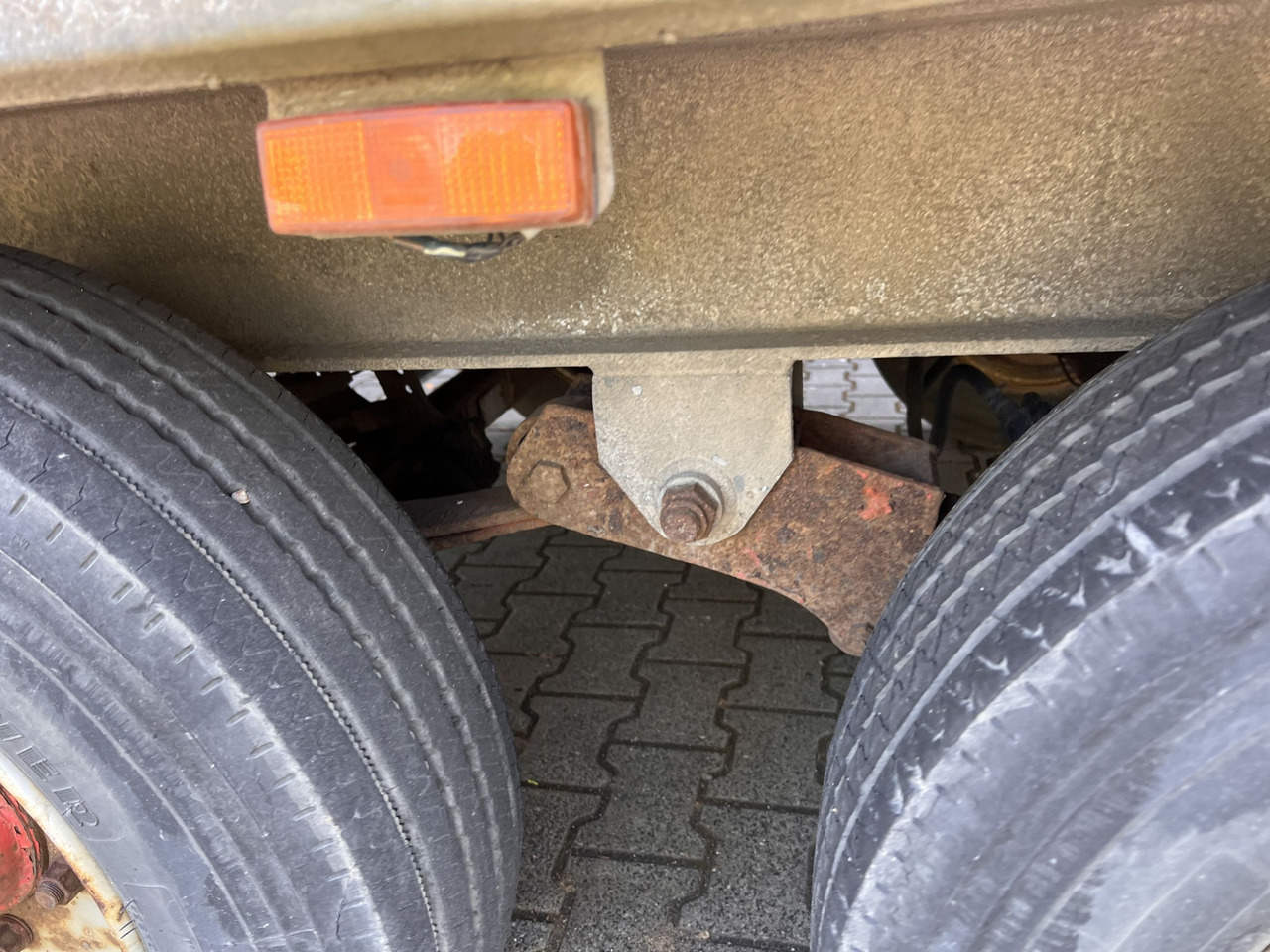 Schmitz Korbach SDAH Tandempritsche - Remolque plataforma/ Caja abierta: foto 2 Schmitz Korbach SDAH Tandempritsche - Remolque plataforma/ Caja abierta: foto 2