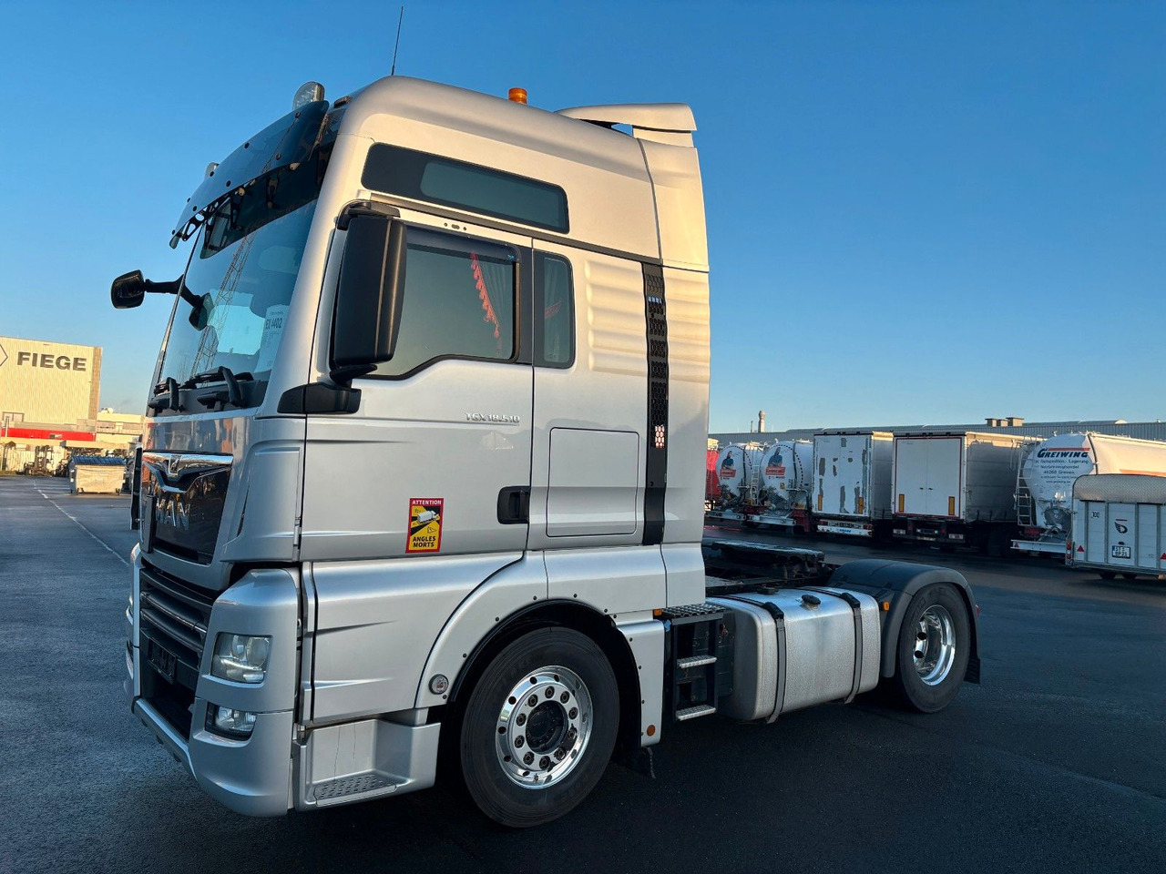 MAN TGX 18.510 XXL Retarder ACC LGS - Cabeza tractora: foto 1 MAN TGX 18.510 XXL Retarder ACC LGS - Cabeza tractora: foto 1