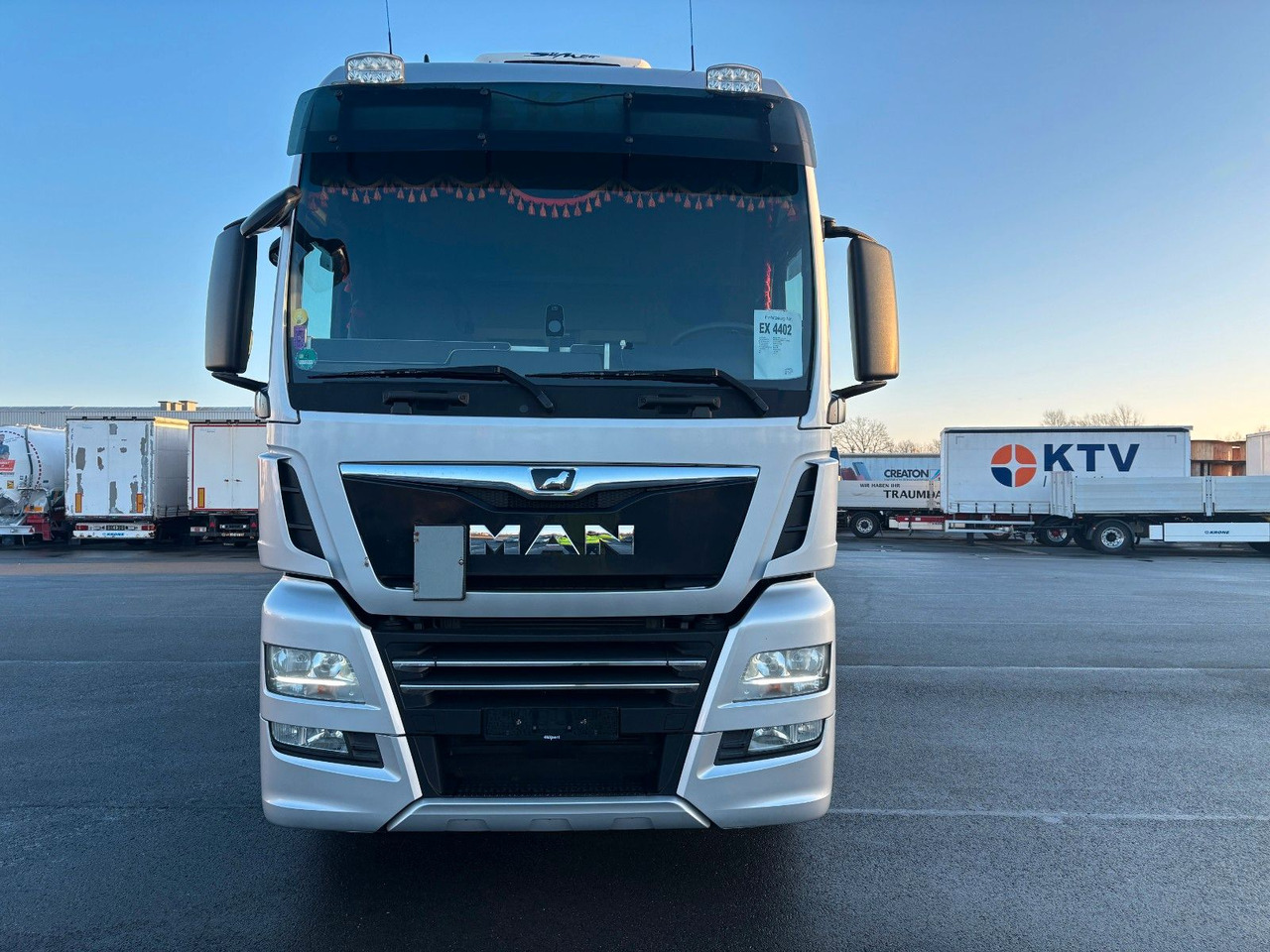 MAN TGX 18.510 XXL Retarder ACC LGS - Cabeza tractora: foto 3 MAN TGX 18.510 XXL Retarder ACC LGS - Cabeza tractora: foto 3
