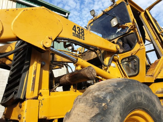 CATERPILLAR 438 SERIES II (RADIADOR) - Radiador para Maquinaria de construcción: foto 1 CATERPILLAR 438 SERIES II (RADIADOR) - Radiador para Maquinaria de construcción: foto 1