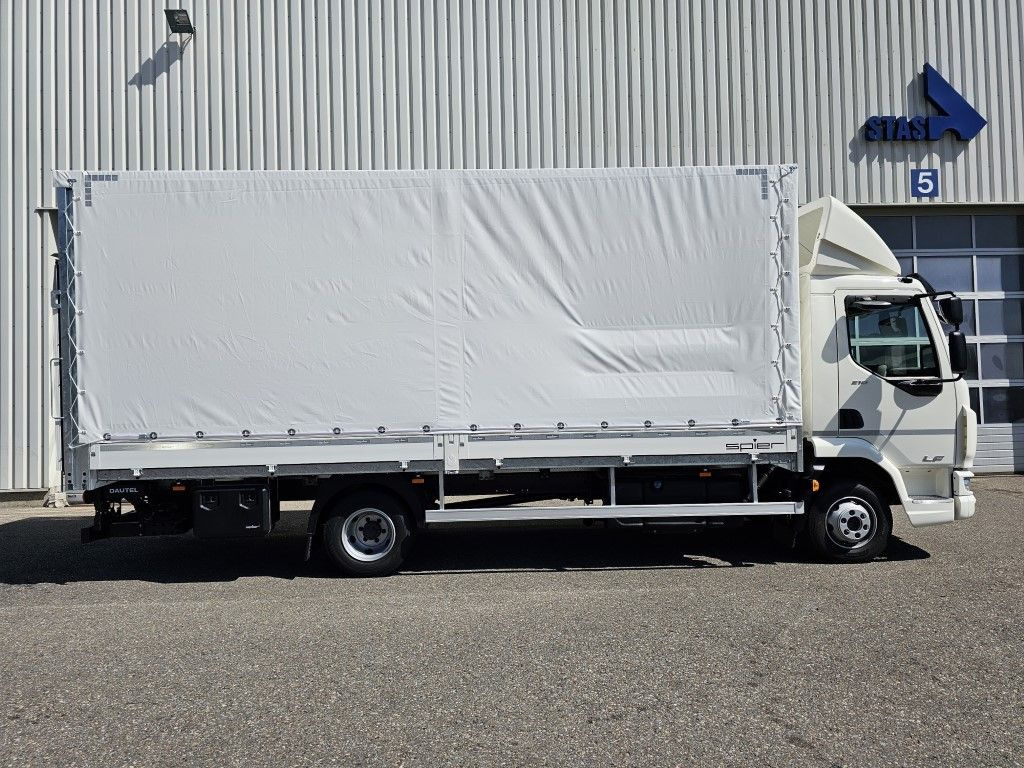 DAF LF 210 7,49t Spier Pritsche-Plane LBW Tageszulas DAF FA LF 210 08t Spier Pritsche mit LBW - Camión lona: foto 3 DAF LF 210 7,49t Spier Pritsche-Plane LBW Tageszulas DAF FA LF 210 08t Spier Pritsche mit LBW - Camión lona: foto 3