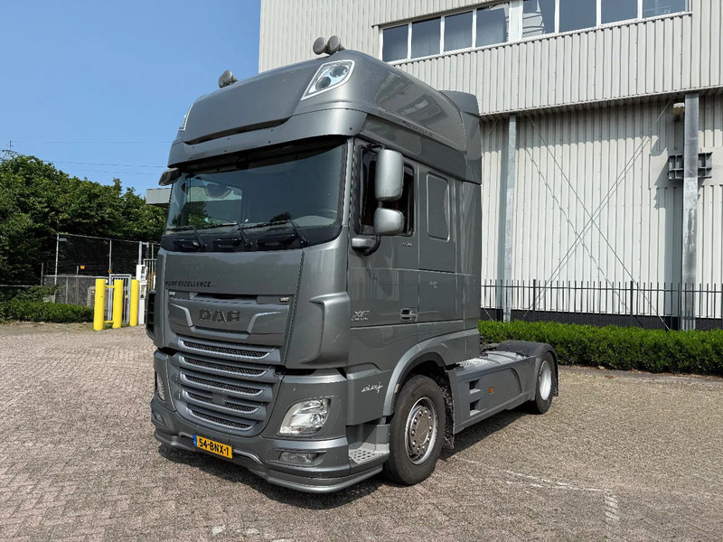 DAF XF 460 2016 SSC full option - Cabeza tractora: foto 1 DAF XF 460 2016 SSC full option - Cabeza tractora: foto 1