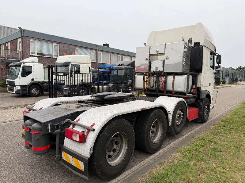 DAF XF 530 FTM 8X4 handgeschakeld 8-2018 retarder - Cabeza tractora: foto 4 DAF XF 530 FTM 8X4 handgeschakeld 8-2018 retarder - Cabeza tractora: foto 4