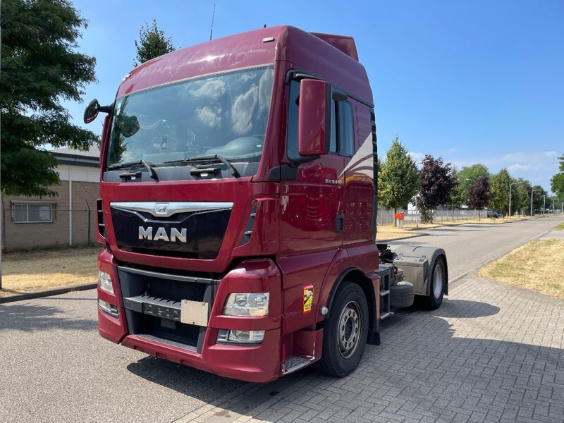 MAN TGX 18.440 2016 only 505.000 km - Cabeza tractora: foto 2 MAN TGX 18.440 2016 only 505.000 km - Cabeza tractora: foto 2