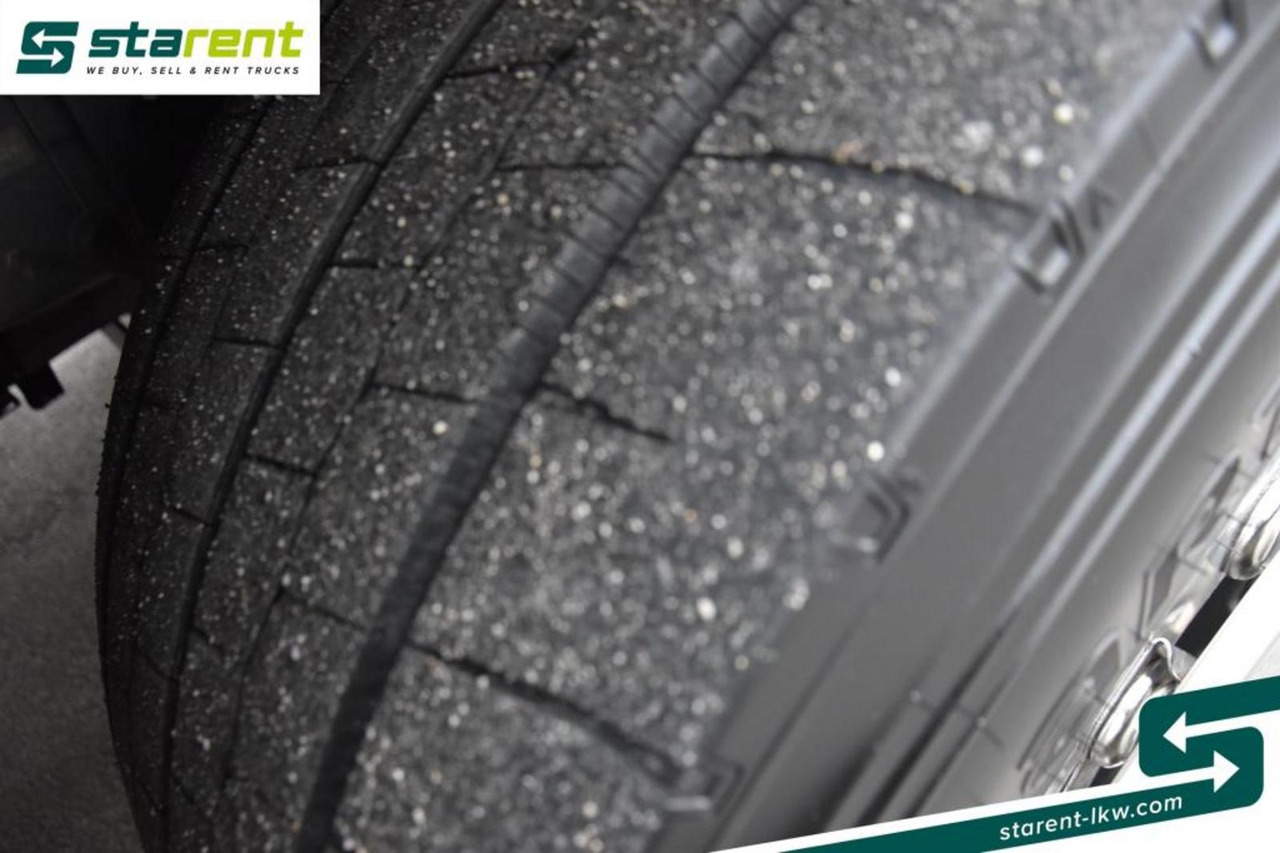 Cabeza tractora DAF XG+ 530 Leder Intarder Standklima ACC Alufelgen: foto 29 Cabeza tractora DAF XG+ 530 Leder Intarder Standklima ACC Alufelgen: foto 29