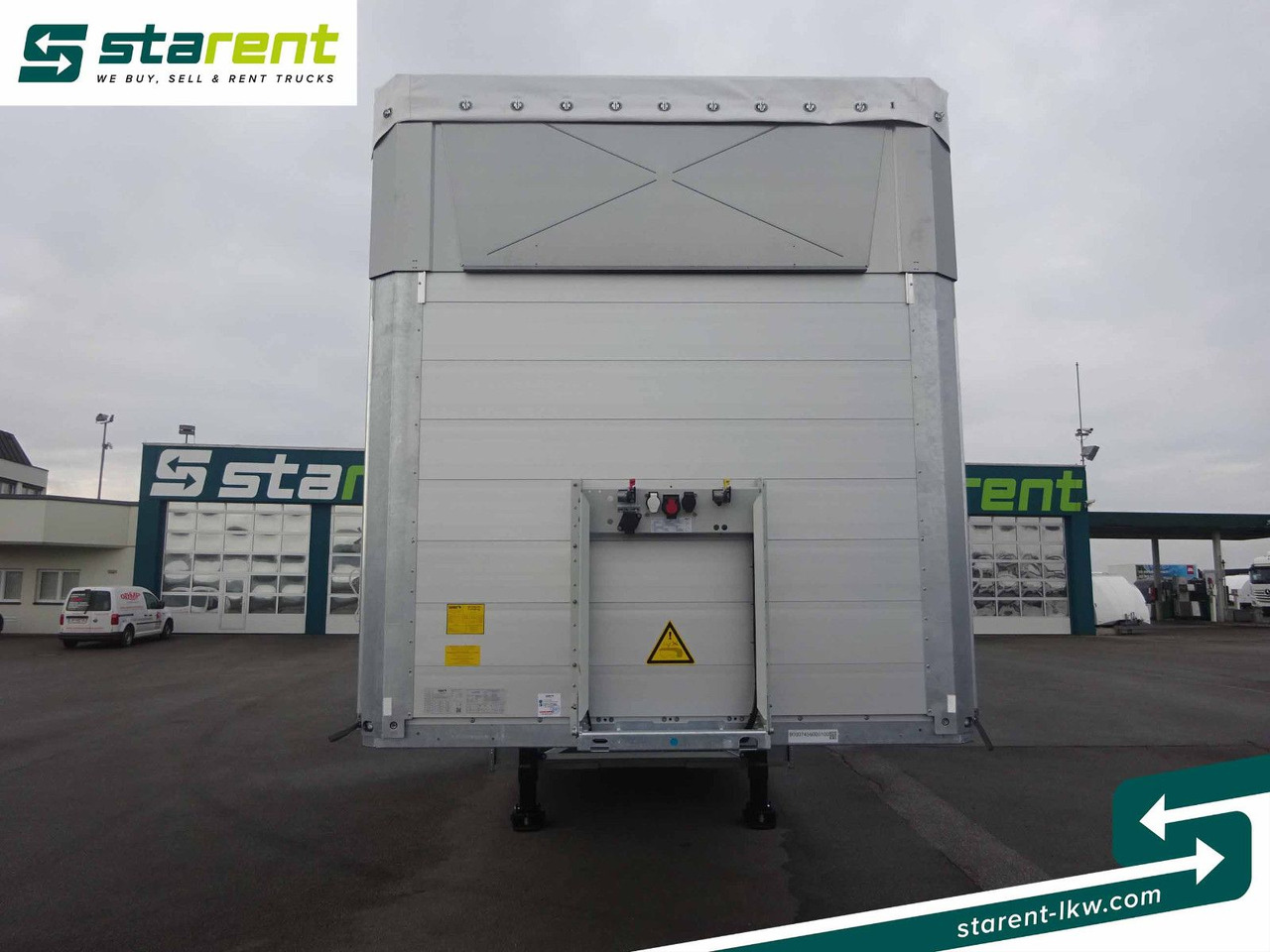 Schmitz Cargobull Tautliner, Bordwand 60cm, Hubdach, Liftachse - Semirremolque lona: foto 2 Schmitz Cargobull Tautliner, Bordwand 60cm, Hubdach, Liftachse - Semirremolque lona: foto 2