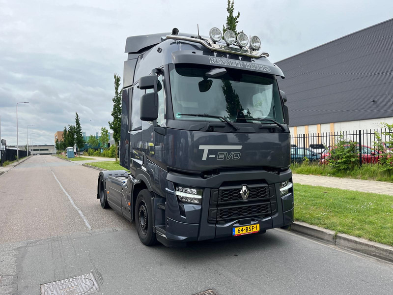 Renault T-13 Evo SC 480 T4x2, Sleeper Cabine, Airco, Nav, Bluetooth - Cabeza tractora: foto 5 Renault T-13 Evo SC 480 T4x2, Sleeper Cabine, Airco, Nav, Bluetooth - Cabeza tractora: foto 5