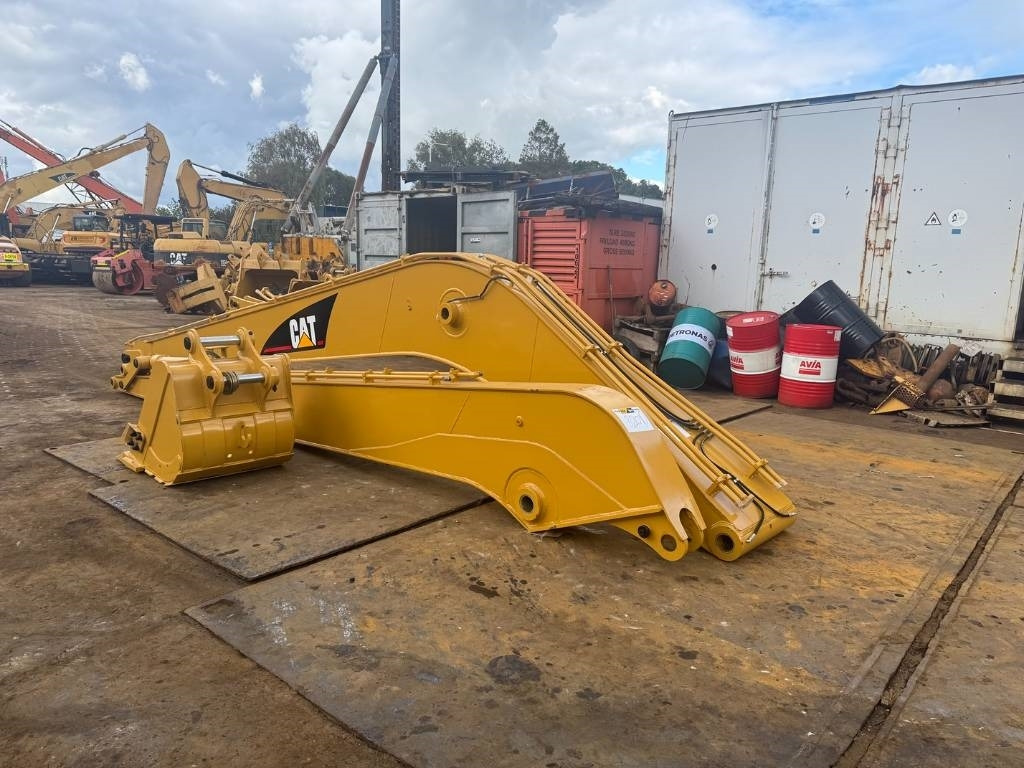 CAT 320 C L LONG REACH BOOM 15M UNUSED - Excavadora: foto 4 CAT 320 C L LONG REACH BOOM 15M UNUSED - Excavadora: foto 4