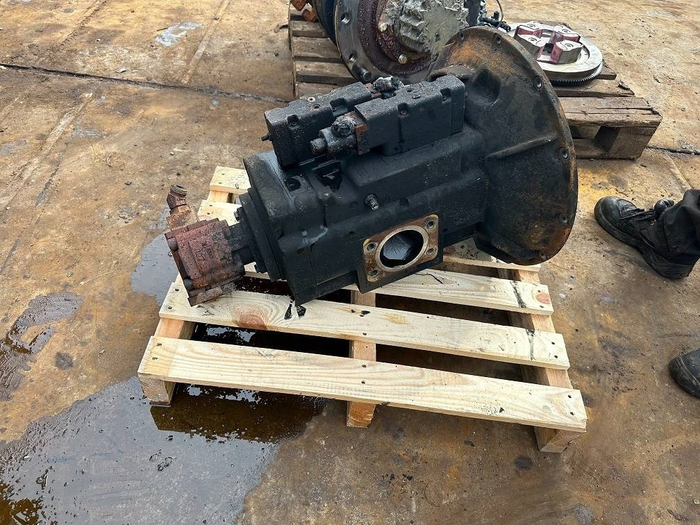 CAT 323 main hydrolic pump 531-9886 - Hidráulica para Maquinaria de construcción: foto 1 CAT 323 main hydrolic pump 531-9886 - Hidráulica para Maquinaria de construcción: foto 1