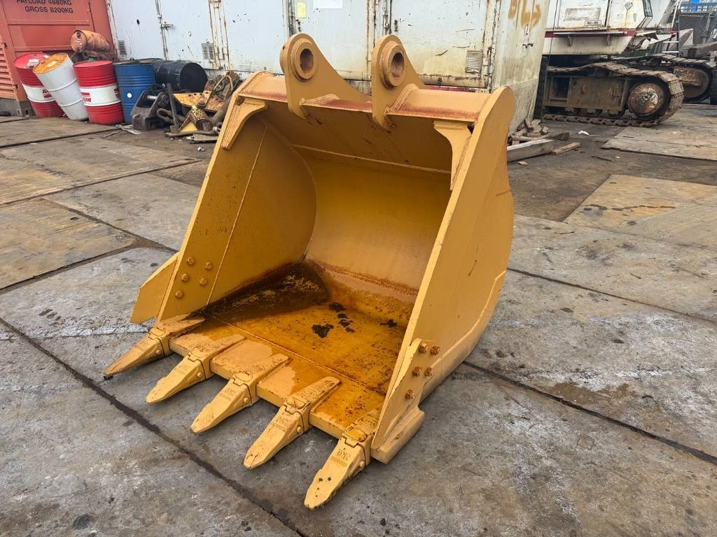 CAT 330 bucket - Cazo para Maquinaria de construcción: foto 1 CAT 330 bucket - Cazo para Maquinaria de construcción: foto 1