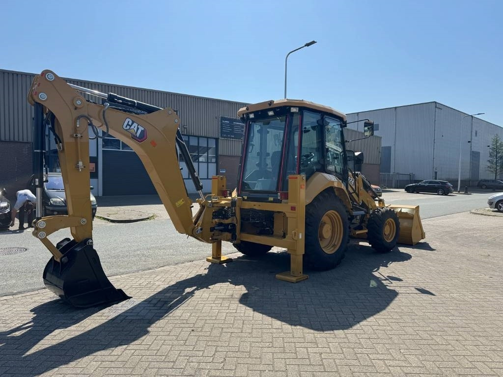 CAT 424 4X4 HAMMER LINE ( UNUSED ) - Retroexcavadora: foto 4 CAT 424 4X4 HAMMER LINE ( UNUSED ) - Retroexcavadora: foto 4