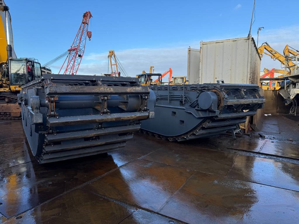CAT swamp buggy amphibious undercarriage (unused) - Excavadora anfibia: foto 2 CAT swamp buggy amphibious undercarriage (unused) - Excavadora anfibia: foto 2
