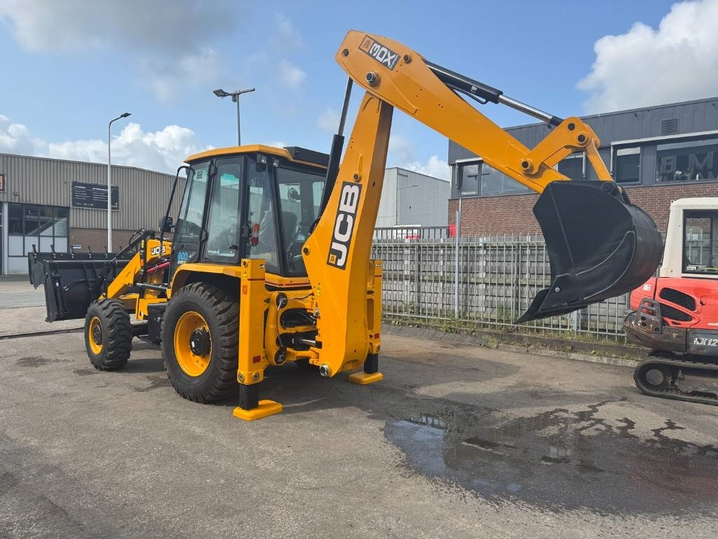 JCB 3dx 6 in 1 bucket ( UNUSED ) - Retroexcavadora: foto 3 JCB 3dx 6 in 1 bucket ( UNUSED ) - Retroexcavadora: foto 3