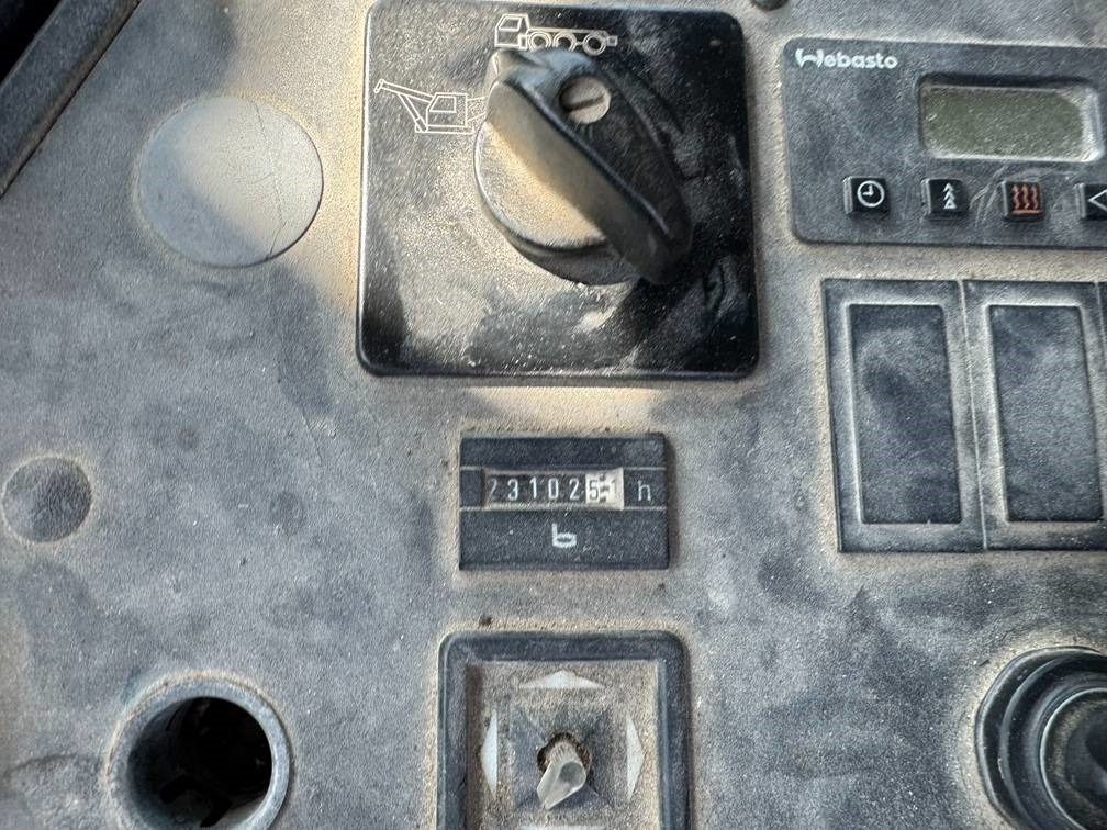 Grúa todo terreno Liebherr LTM 1030-2.1 ( WITH JIB ): foto 17 Grúa todo terreno Liebherr LTM 1030-2.1 ( WITH JIB ): foto 17