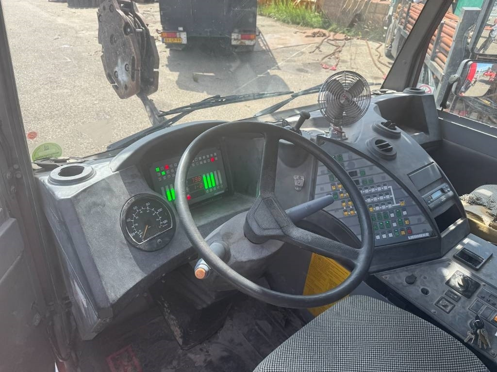 Grúa todo terreno Liebherr LTM 1030-2.1 ( WITH JIB ): foto 14 Grúa todo terreno Liebherr LTM 1030-2.1 ( WITH JIB ): foto 14