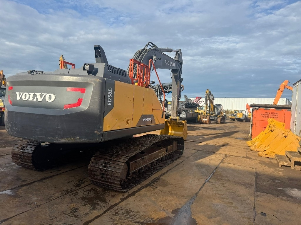 Volvo EC 250 EL - Excavadora de cadenas: foto 5 Volvo EC 250 EL - Excavadora de cadenas: foto 5