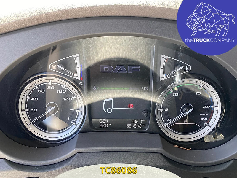Cabeza tractora DAF XF 480: foto 6