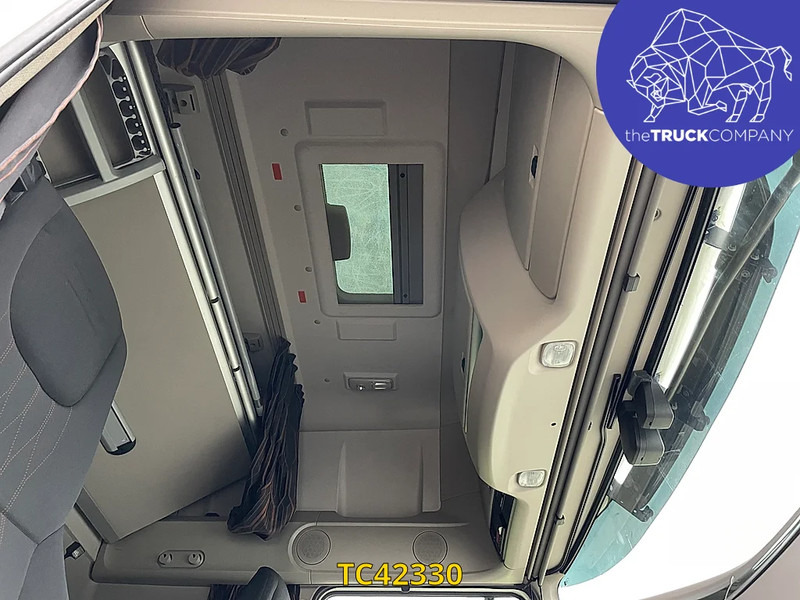 DAF XF 480 - Cabeza tractora: foto 3 DAF XF 480 - Cabeza tractora: foto 3