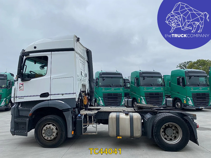 Mercedes-Benz Arocs 1943 - Cabeza tractora: foto 2 Mercedes-Benz Arocs 1943 - Cabeza tractora: foto 2