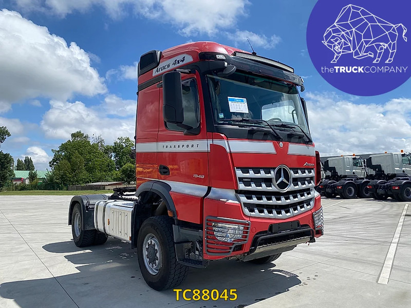 Mercedes-Benz Arocs 1948 - Cabeza tractora: foto 2 Mercedes-Benz Arocs 1948 - Cabeza tractora: foto 2