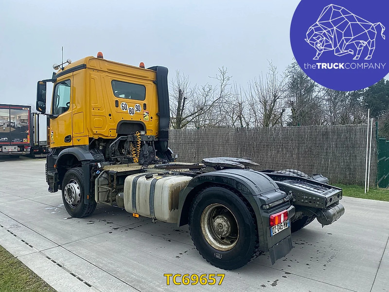 Mercedes-Benz Arocs 2048 - Cabeza tractora: foto 3 Mercedes-Benz Arocs 2048 - Cabeza tractora: foto 3