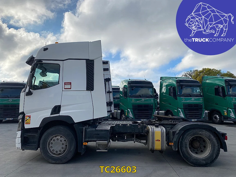 Renault T 440 - Cabeza tractora: foto 2 Renault T 440 - Cabeza tractora: foto 2