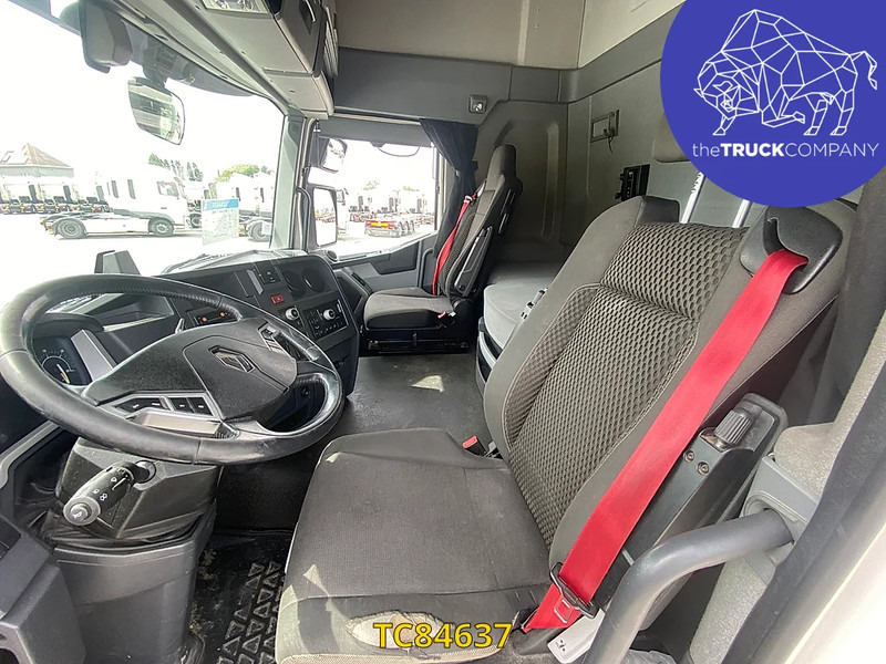Renault T 480 - Cabeza tractora: foto 5 Renault T 480 - Cabeza tractora: foto 5