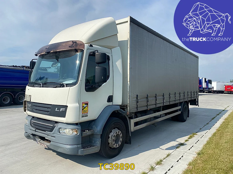 DAF LF 55 220 - Camión lona: foto 1 DAF LF 55 220 - Camión lona: foto 1