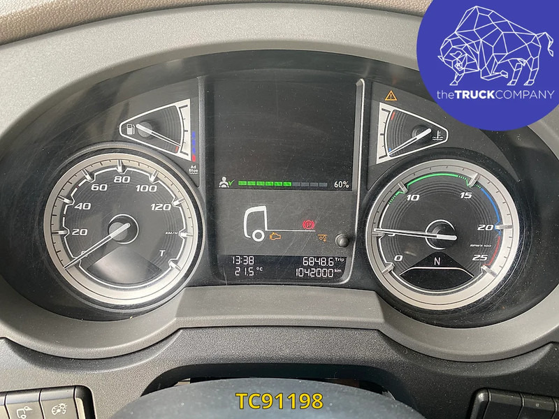 DAF XF 480 - Camión portacontenedore/ Intercambiable: foto 4 DAF XF 480 - Camión portacontenedore/ Intercambiable: foto 4