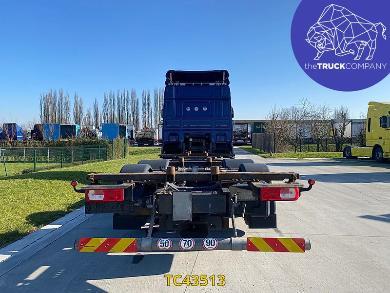 DAF XF Euro6 480 - Camión portacontenedore/ Intercambiable: foto 4 DAF XF Euro6 480 - Camión portacontenedore/ Intercambiable: foto 4